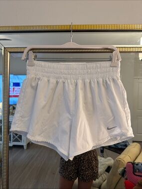 Nike White Women’s Elastic-Waist Athletic Shorts